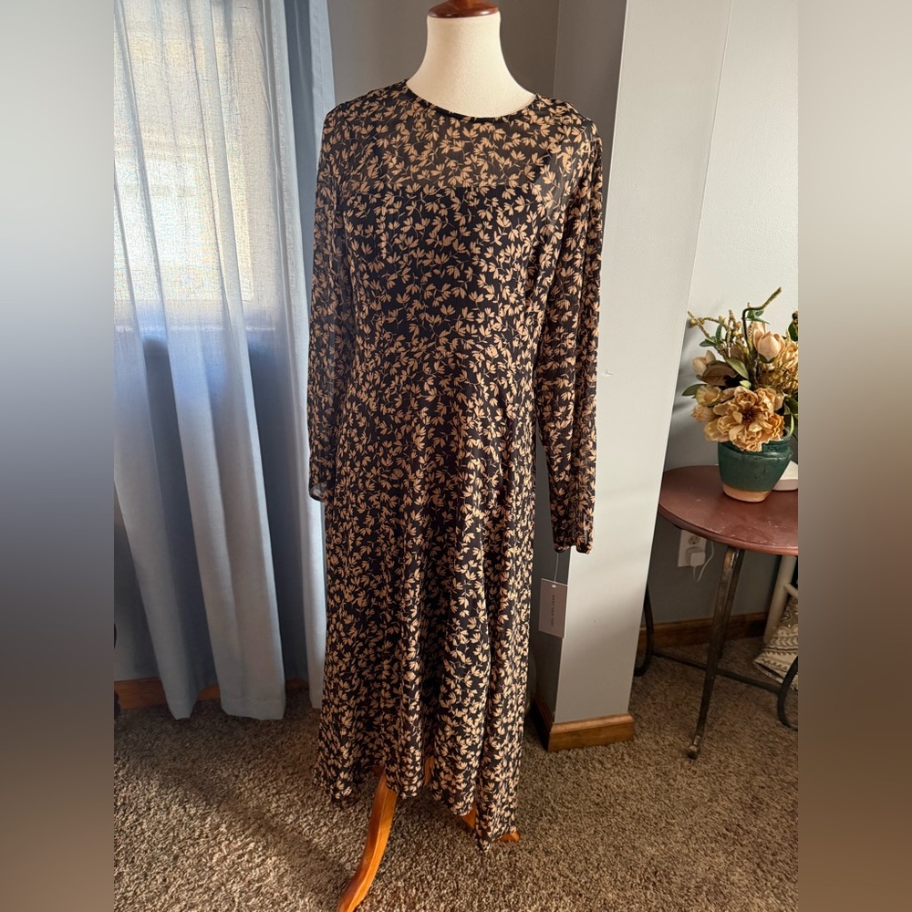 Mark New York Black and Cream Floral Dress size 10